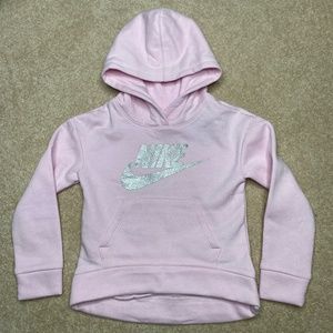 🆕 NWT Pale pink Nike logo hooded sweatshirt size small / 4-5 years